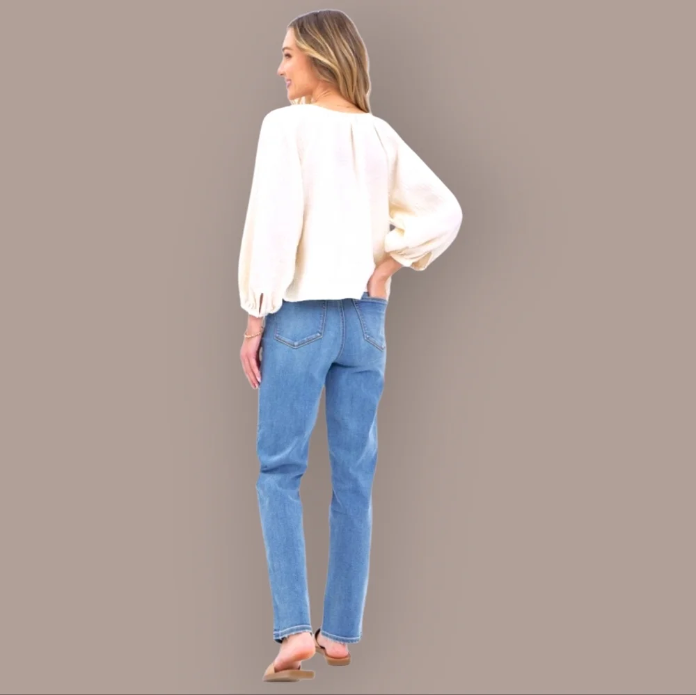 NWT JUDY BLUE High Rise Straight Fit Leg Light Distressed Wash Jeans Size 30 New